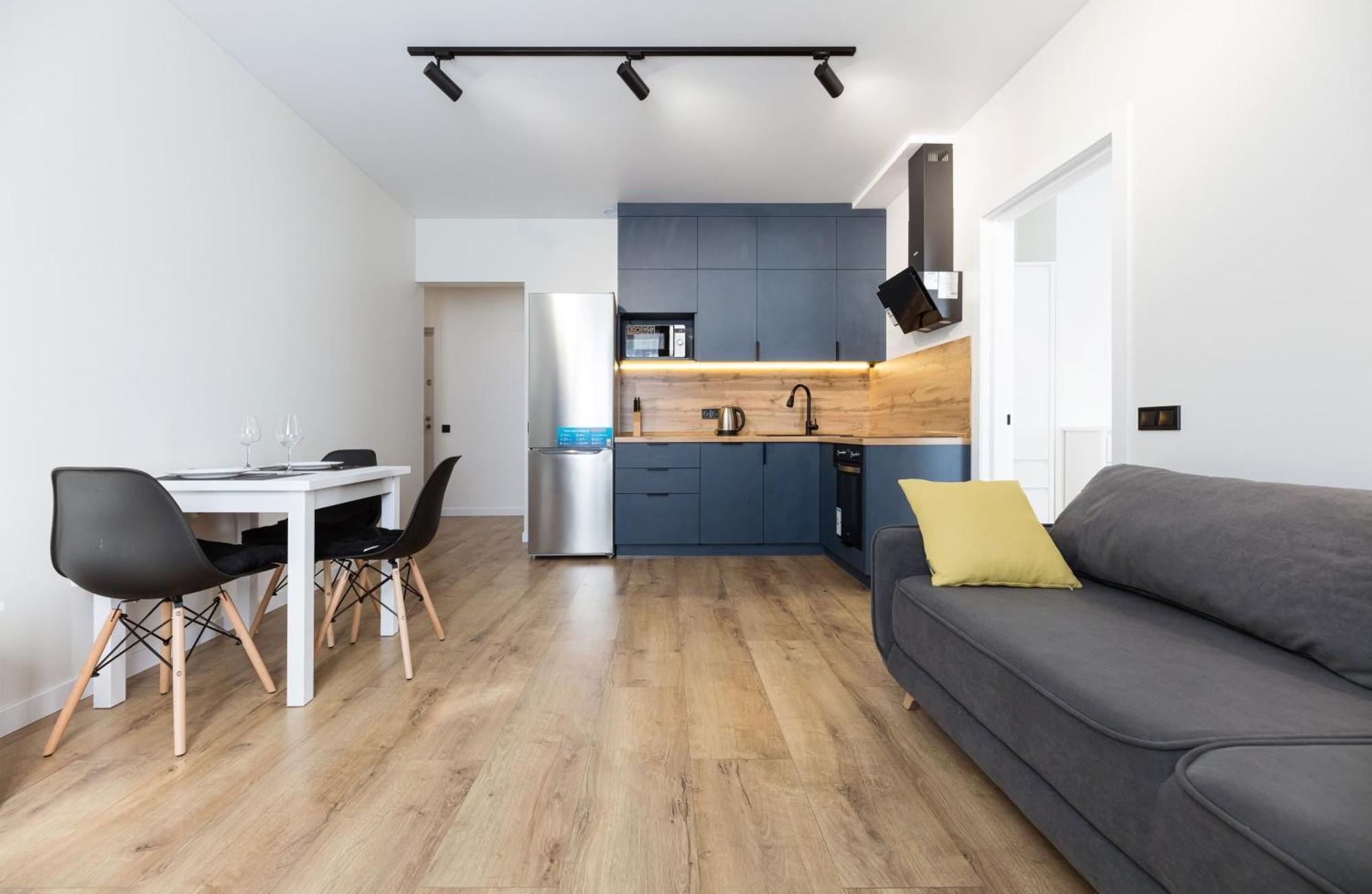Appartement Квартири Люкс Метро Чернігівська à Kiev Extérieur photo