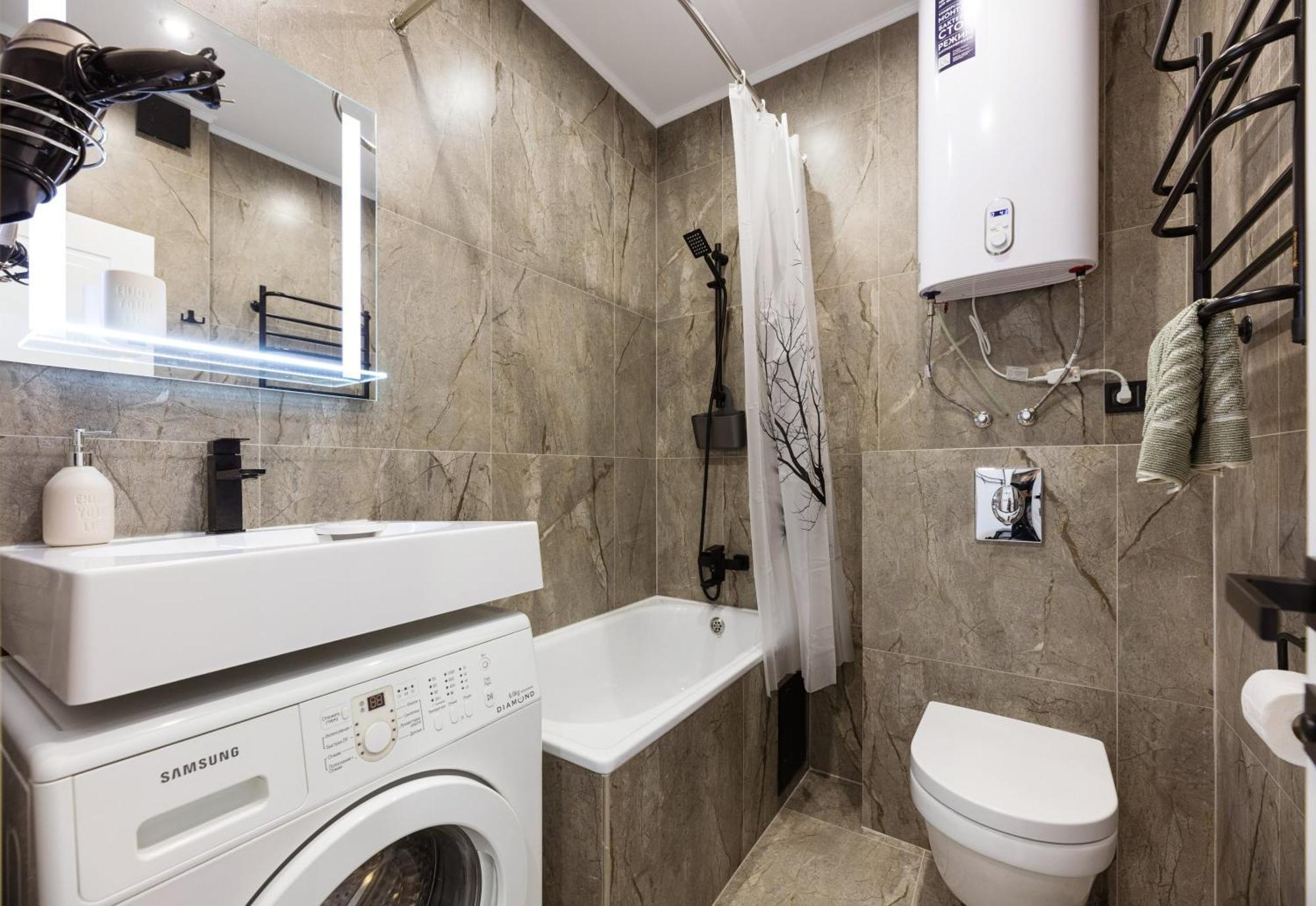 Appartement Квартири Люкс Метро Чернігівська à Kiev Extérieur photo