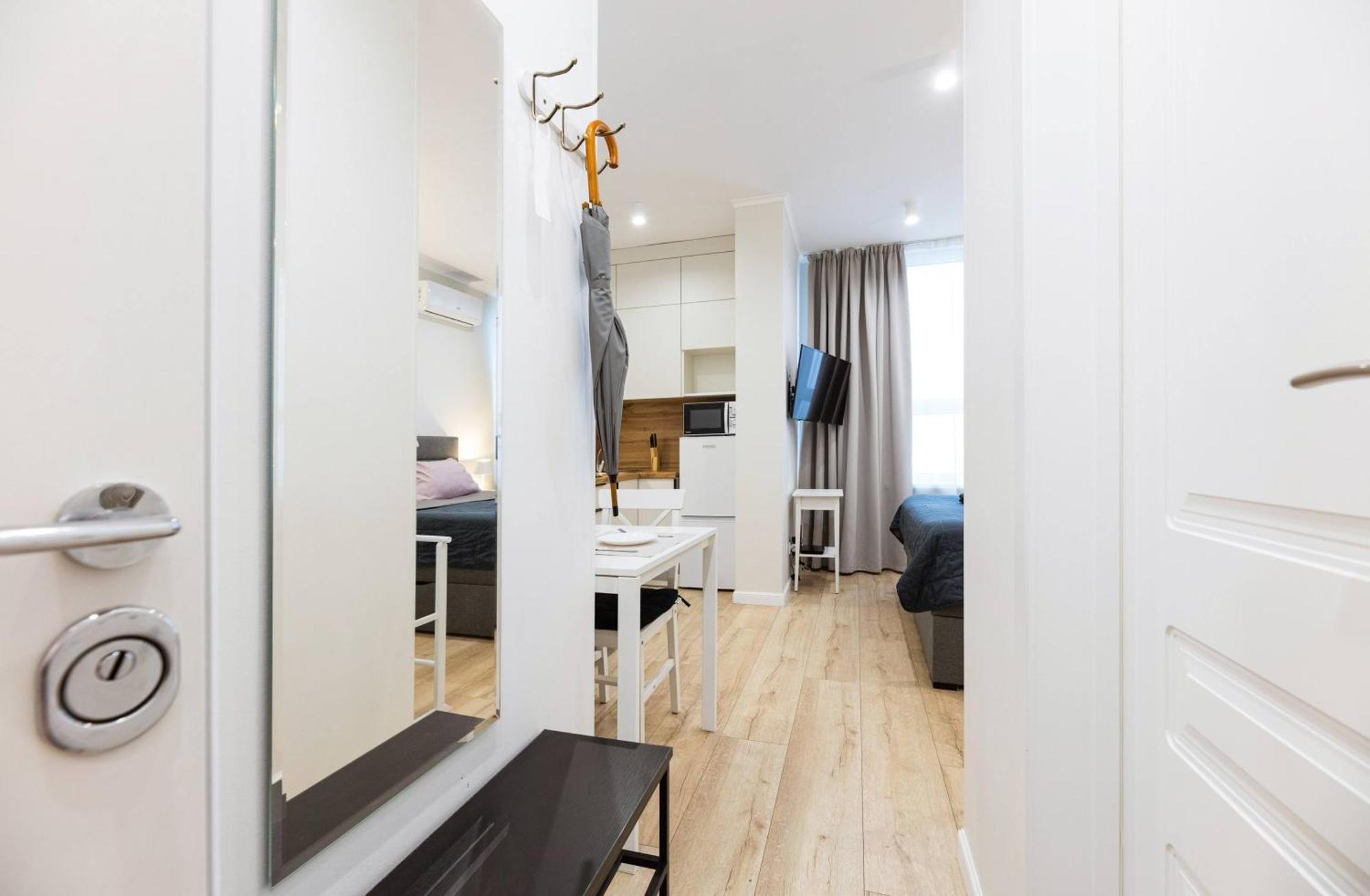 Appartement Квартири Люкс Метро Чернігівська à Kiev Extérieur photo